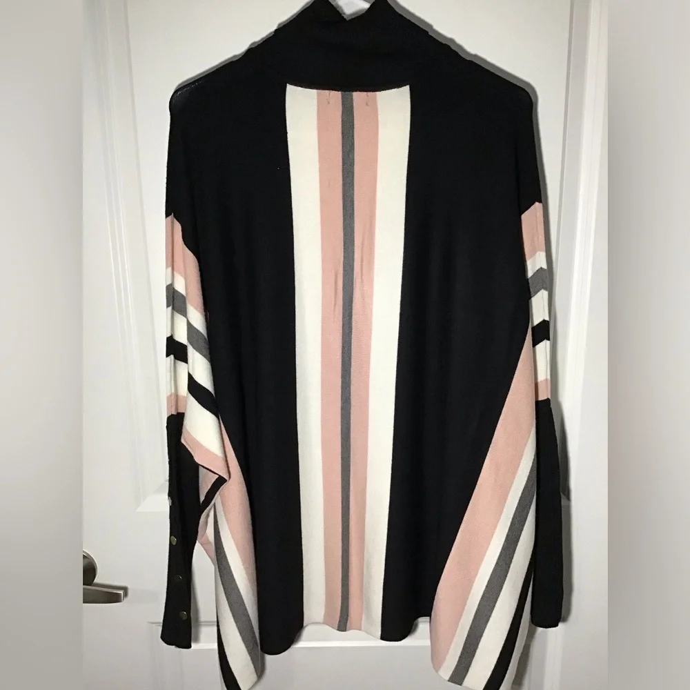 Joseph A Woman’s Turtleneck Striped Long Sleeve Sweater Poncho Size M
